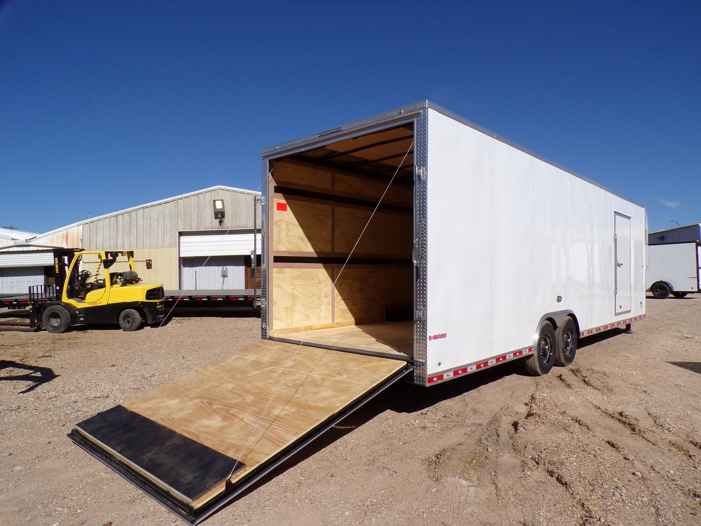 2025 8.5x36 Gooseneck Enclosed Cargo Trailer - FREE SHIPPING !!!