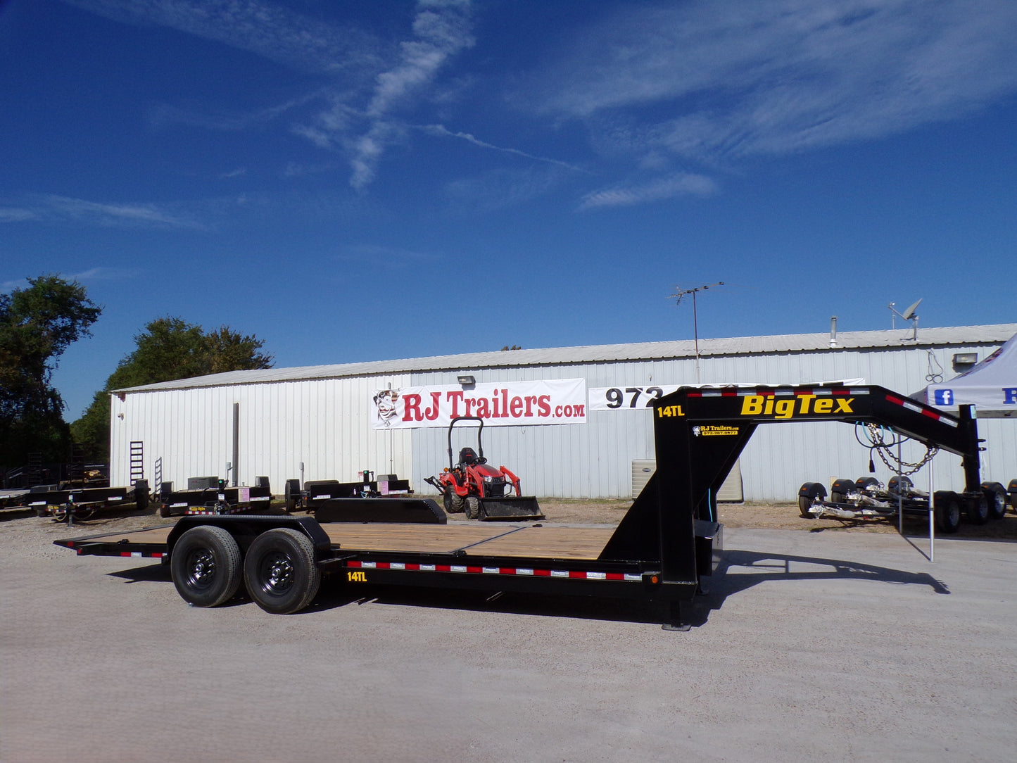 2025 BIG TEX 83x22 TILT Gooseneck Equipment Utility Trailer - FREE SHIPPING !!!