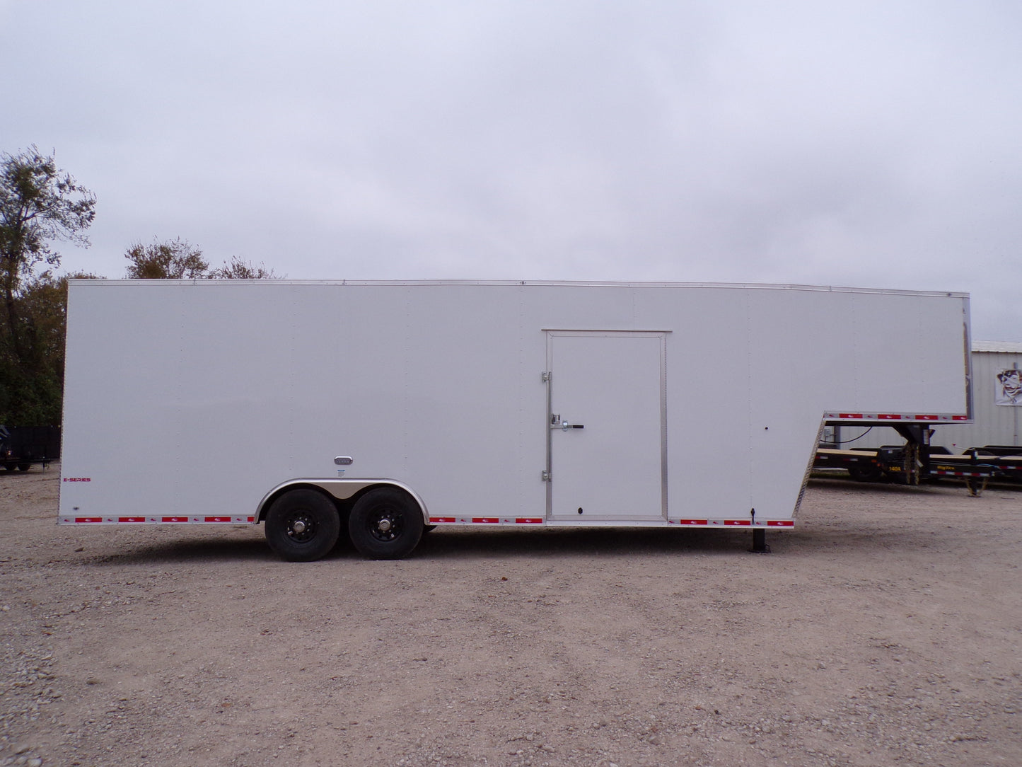 2025 8.5x32 Gooseneck Enclosed Cargo Trailer - FREE SHIPPING !!!